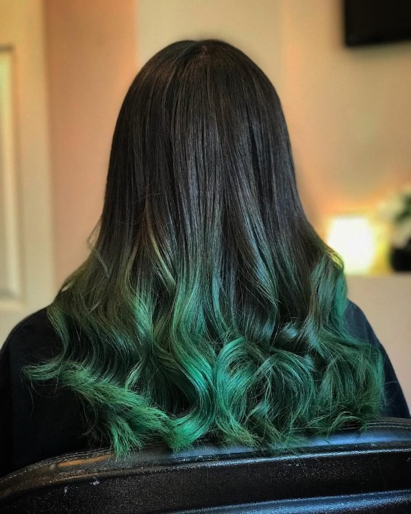 رنگ سبز نعنایی برای نوک مو