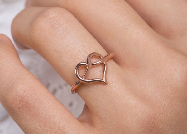 انگشتر گرهای قلب عاشقانه