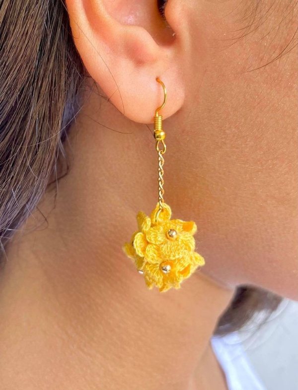 گوشواره قلاببافی گلها