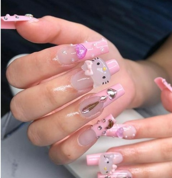 طرح ناخن کرومی دارک