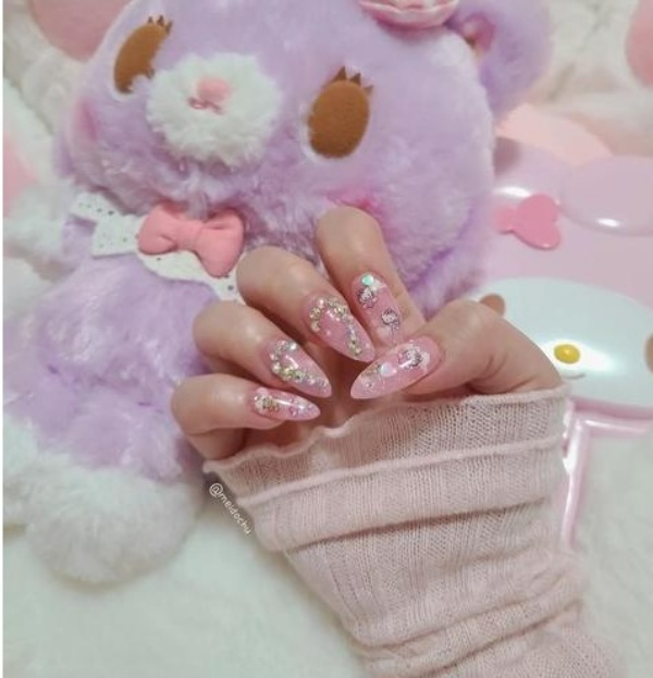 طرح ناخن کرومی دارک