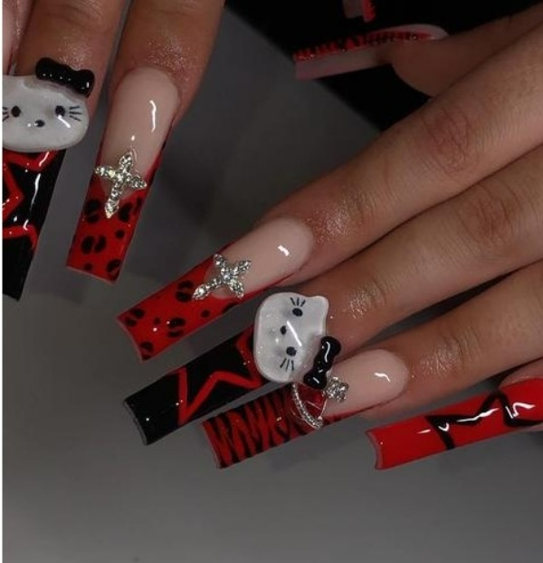 طرح ناخن کرومی دارک