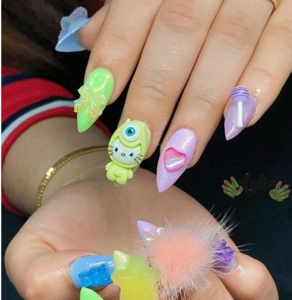 طرح ناخن کرومی دارک