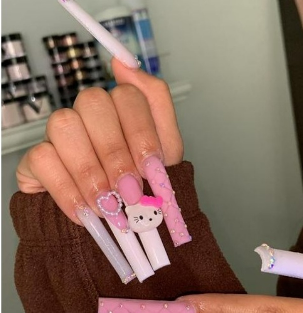 طرح ناخن کرومی دارک