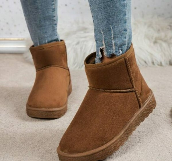 بوت قهوه‌ای