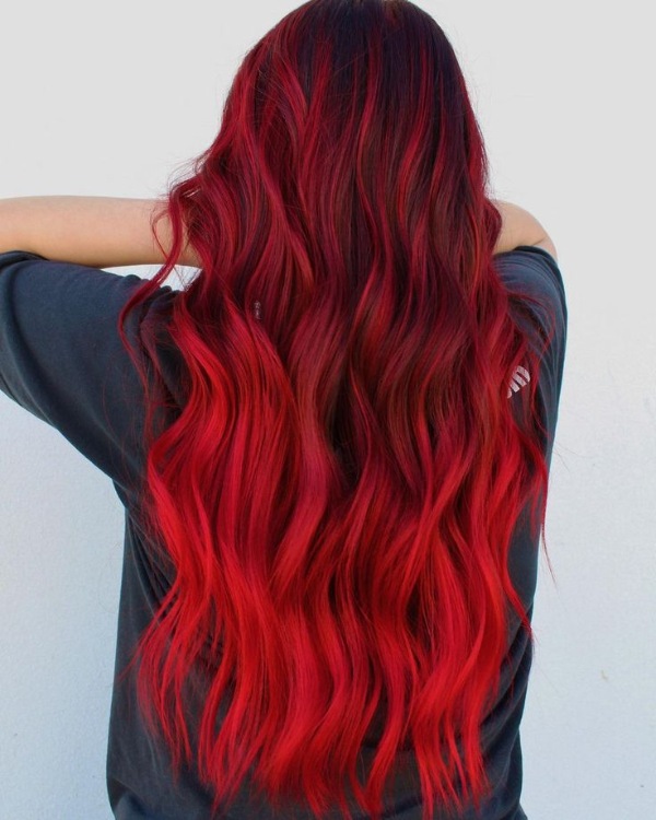 بالیاژ قرمز اناری موی بلند زیبا