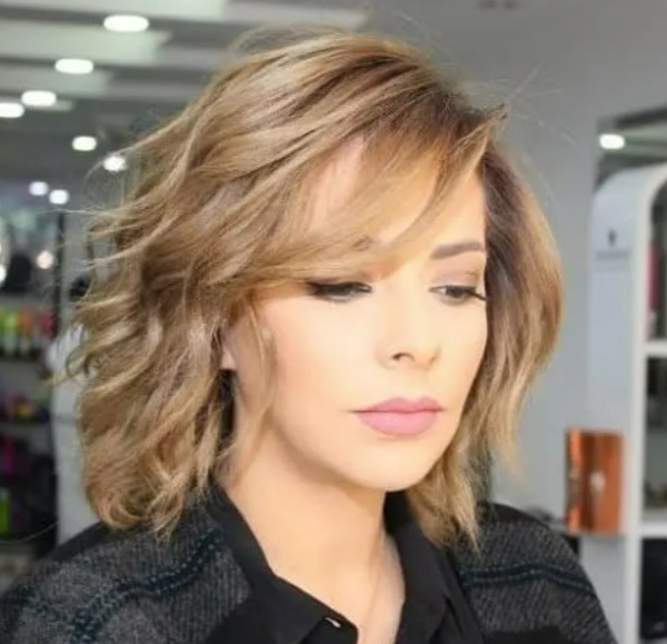 موی چتری کنار صورت