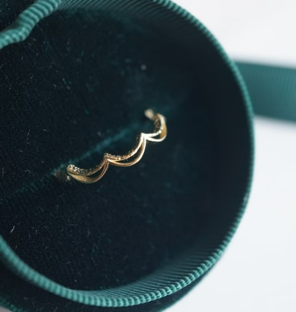 انگشتر طرح موج