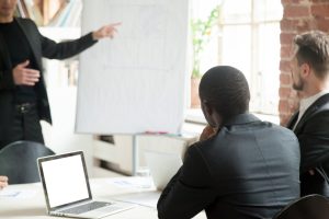 نقش و اهمیت کارشناسان آموزش در سازمان ‌ها