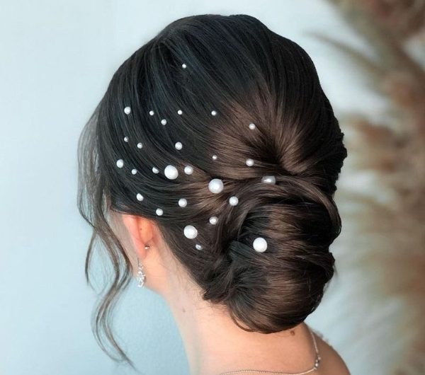 مدل شینیون ساده عروس با مروارید زیبا