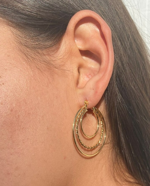 گوشواره چند حلقه‌ای