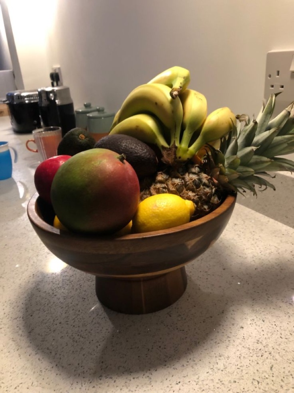 ظرف پایه‌دار چوبی برای میوه زیبا