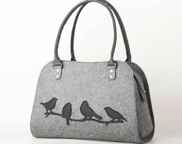 کیف نمدی با طرح پرنده زیبا