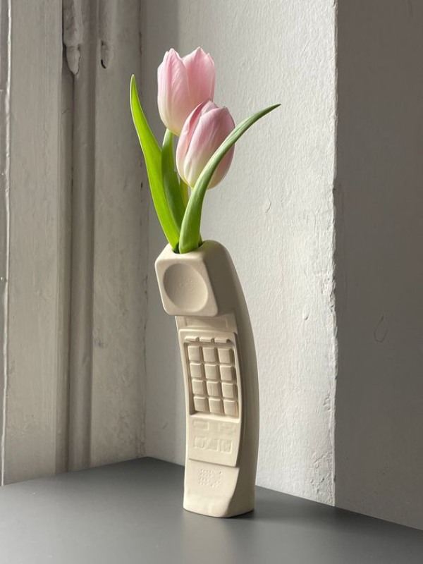 گلدان مدل تلفن قدیمی