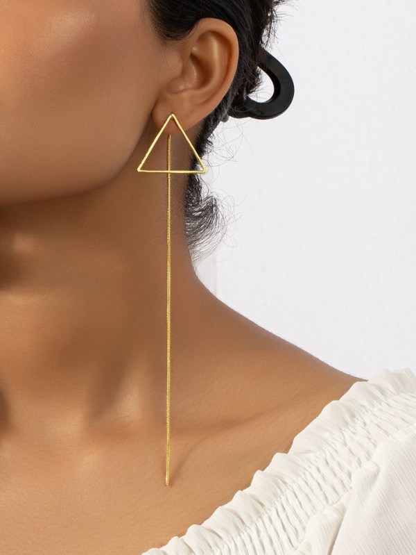 گوشواره طلایی مثلثی با آویز بلند 