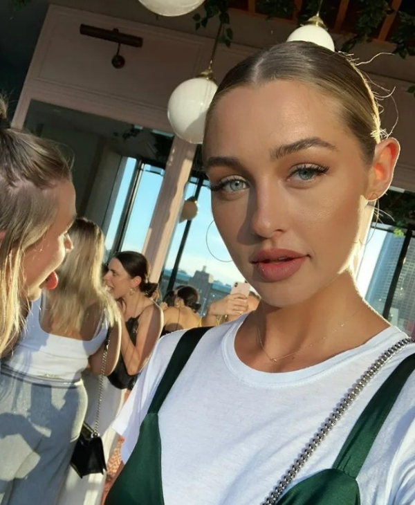 عکس پروفایل ارایشی فانتزی