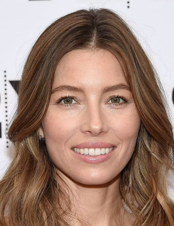 عکس پروفایل ارایشی فانتزی