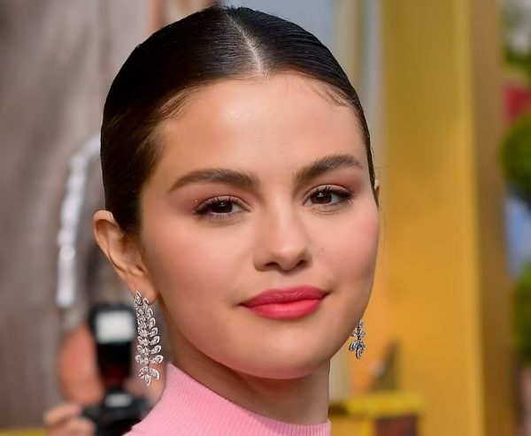 عکس پروفایل ارایشی فانتزی