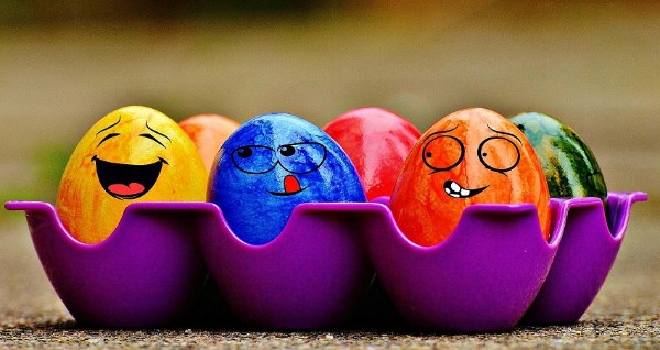 نقاشی بامزه تخم مرغ رنگی