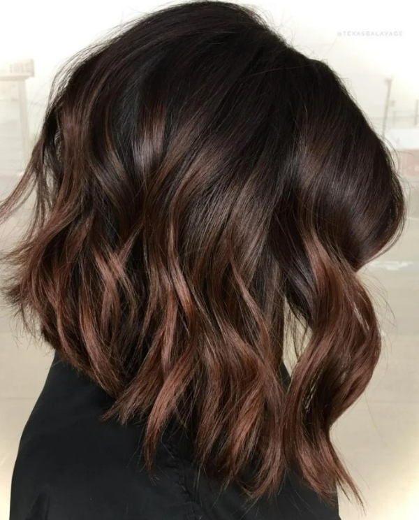 بالیاژ شکلاتی کوتاه