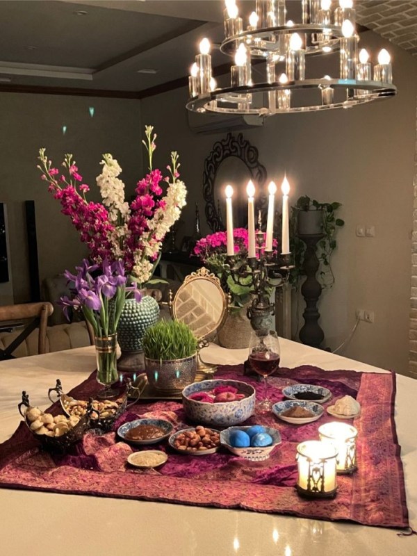 هفت سین قدیمی با رومیزی آنتیک