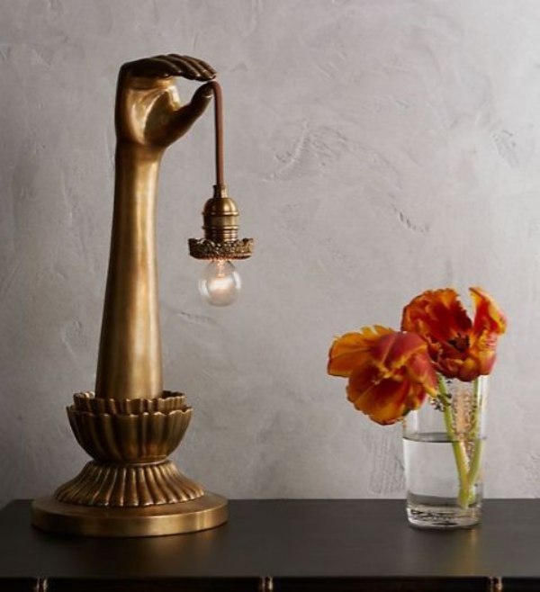 چراغ رومیزی مدل دست