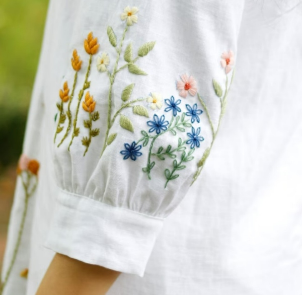 آستین های گلدوزی