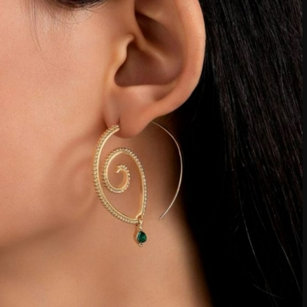 گوشواره مارپیچی