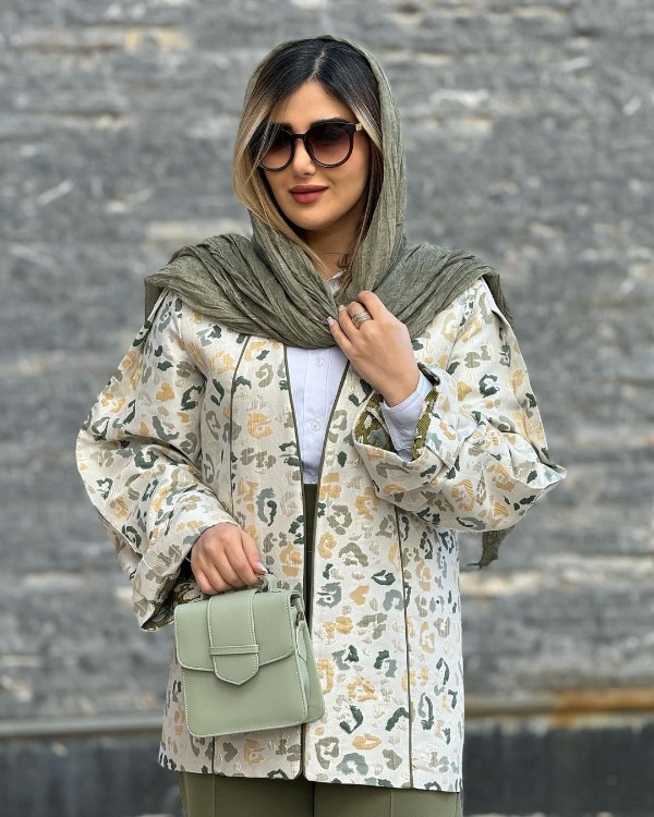 کت لاکچری و شیک ژاکارد زنانه مناسب برای بهار کت لاکچری و شیک ژاکارد زنانه مناسب برای بهار