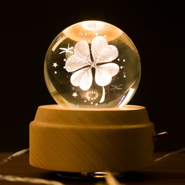 مدل چراغ خواب شبدر چهاربرگ با حباب زیبا