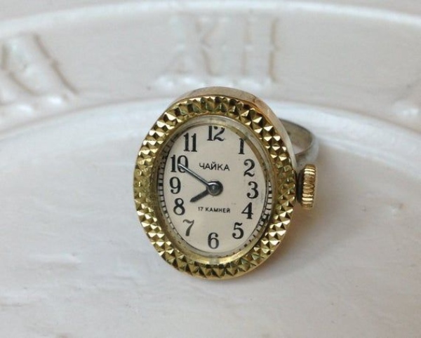 مدل انگشتر ساعتی کلاسیک زیبا