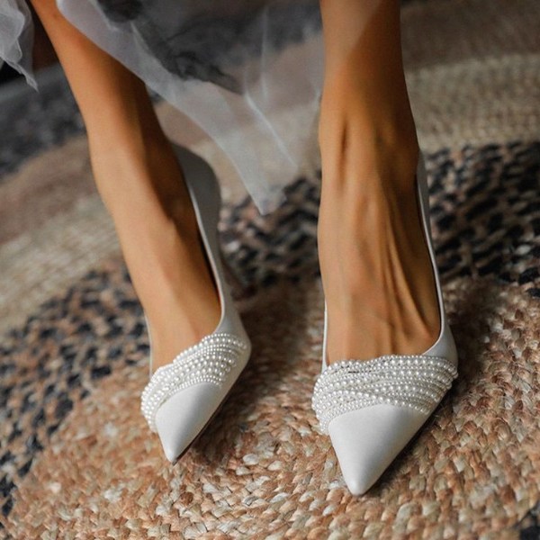 کفش عروس نوک تیز با چند لایه مروارید