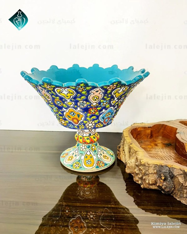 آجیل خوری پایه دار نقاشی شده با هنر میناکاری