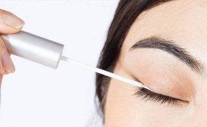 راه های تقویت مژه بعد از کاشت