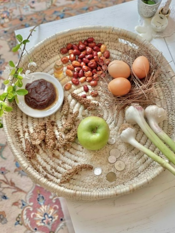 هفت سین در یک سینی