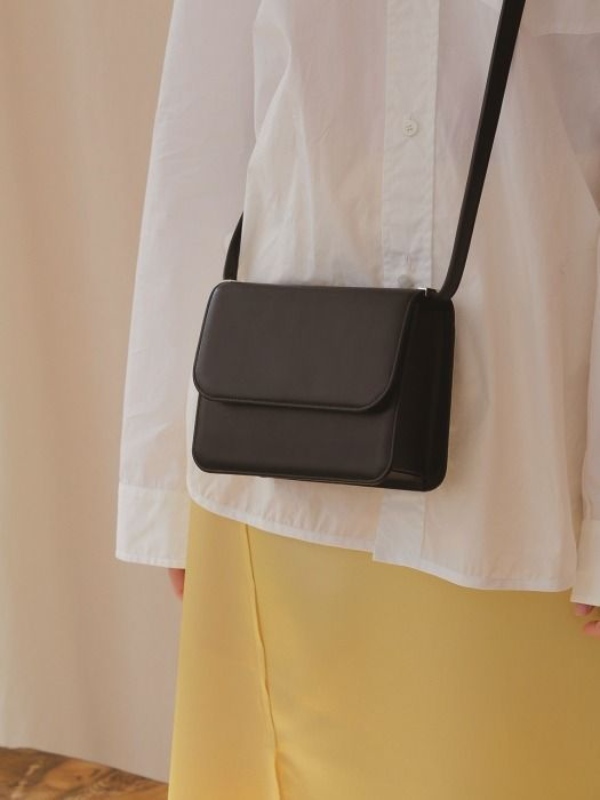 مدل کیف دوشی مشکی مینیمال زیبا