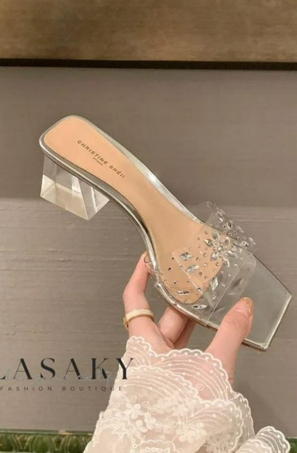 صندلهای پاشنه شیشهای