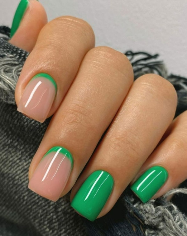 طراحی ناخن مربعی