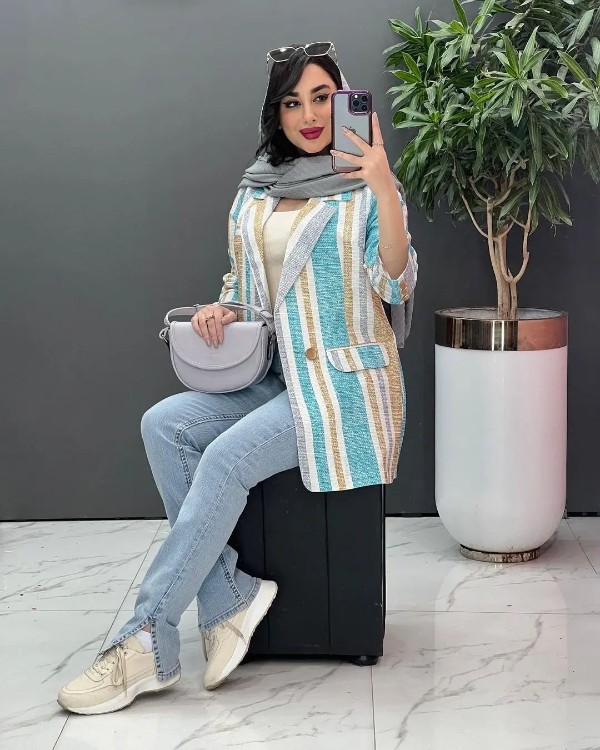 مانتو کتی راه راه آبی سفید و کرم