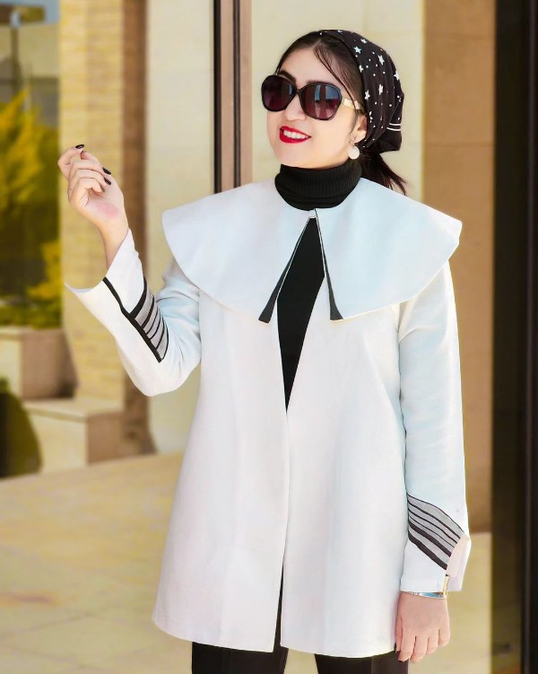 کت مجلسی سفید با سرآستین مشکی