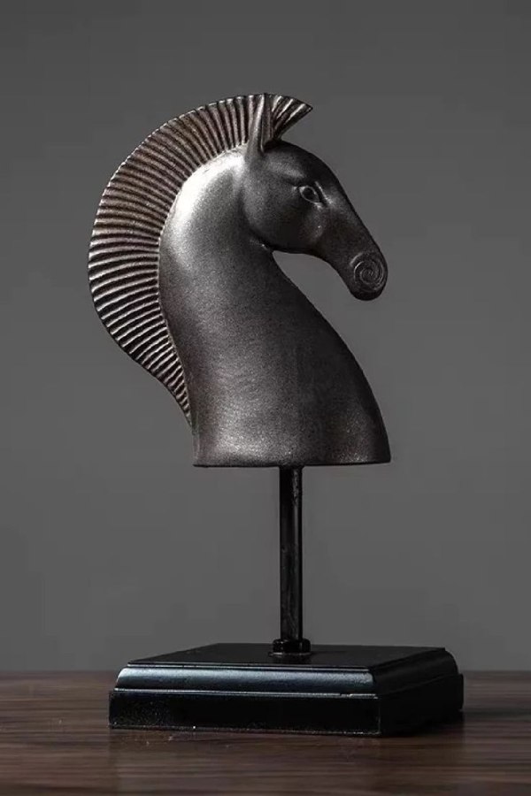 مجسمه فلزی سر اسب 