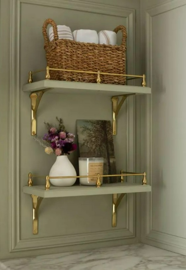 دیوارکوبهای برنجی