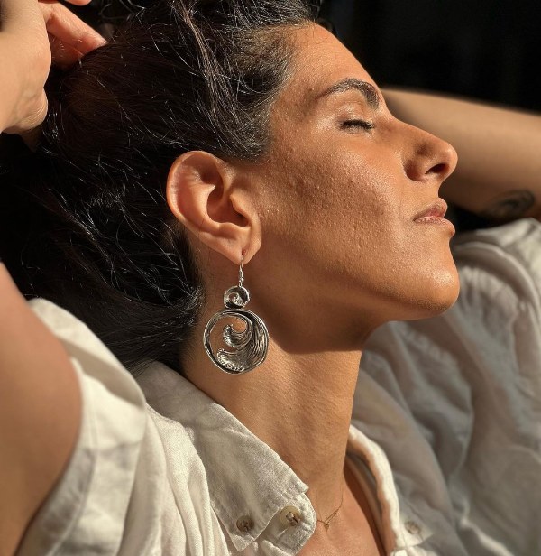 گوشواره موج خروشان