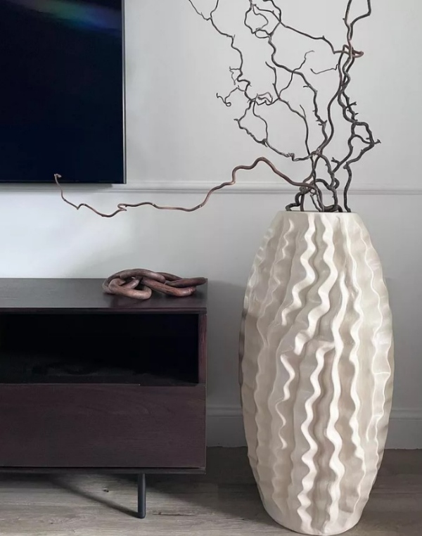 گلدان خیلی بزرگ