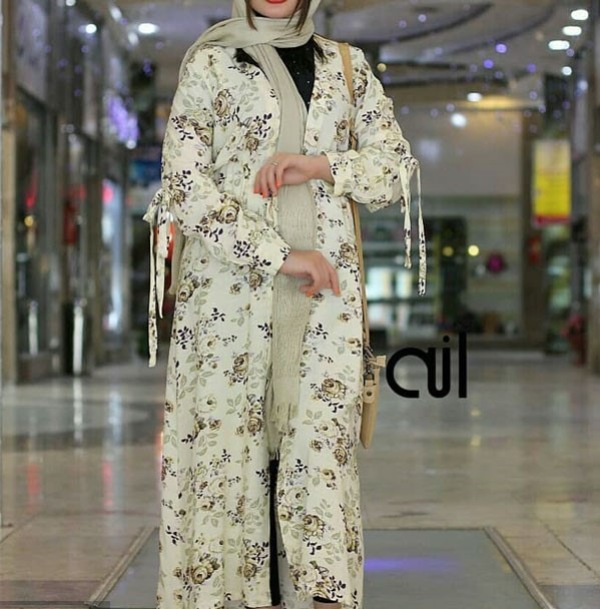 مانتو نخی گلدار بلند و جلو باز
