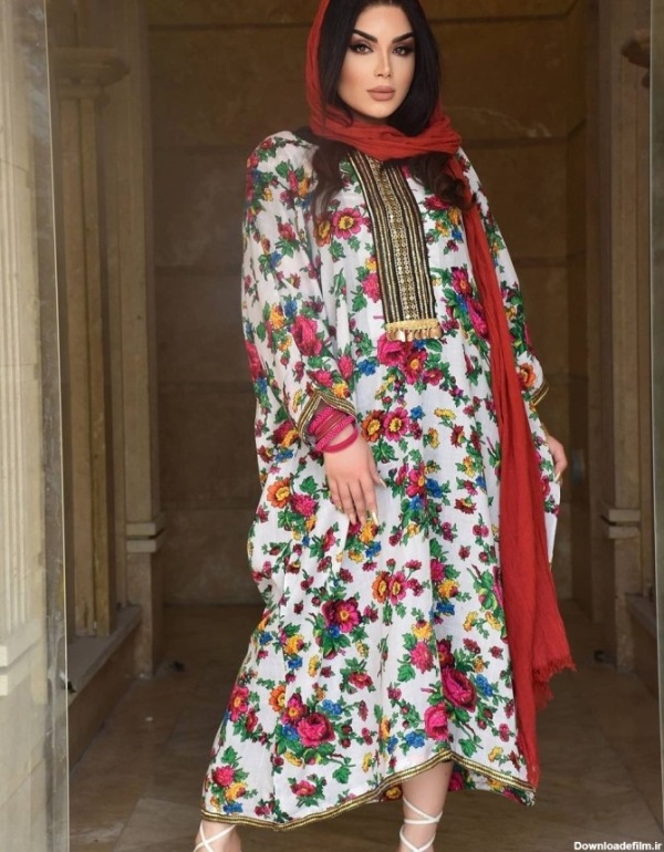 مانتو نخی گلدار بلند سنتی