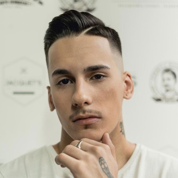 مدل موی ساید برای موهای کوتاه با فرق کج