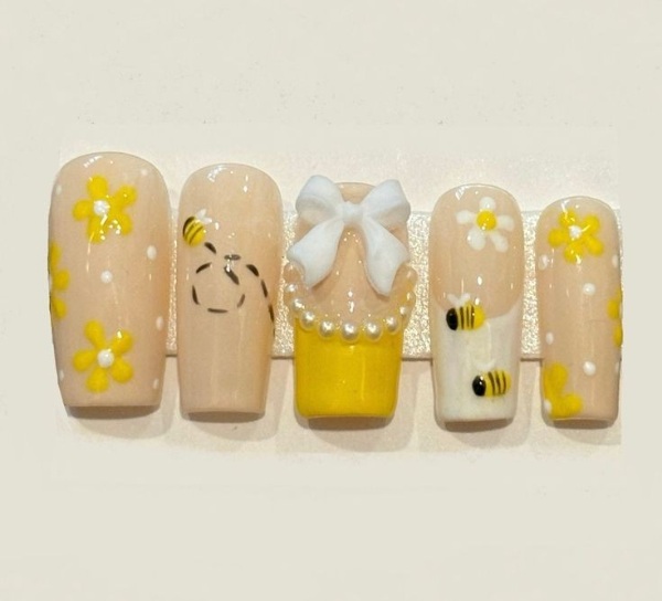 فرنچ ناخن مصنوعی زنبوری