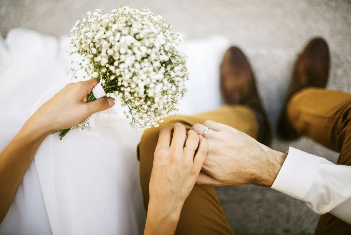 حکم خواندن عقد به زبان فارسی