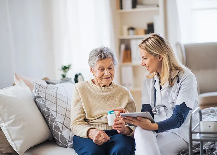 هزینه نگهداری از سالمند در منزل نسبت به خانه سالمندان